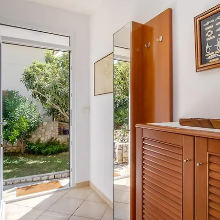 Apartmán By The Sea Artatore, Losinj - 8008 Čunski