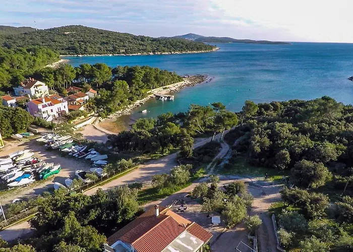 By The Sea Artatore, Losinj - 8008 *