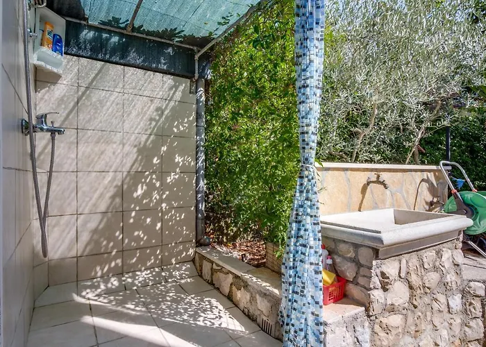 Apartment By The Sea Artatore, Losinj - 8008 Cunski