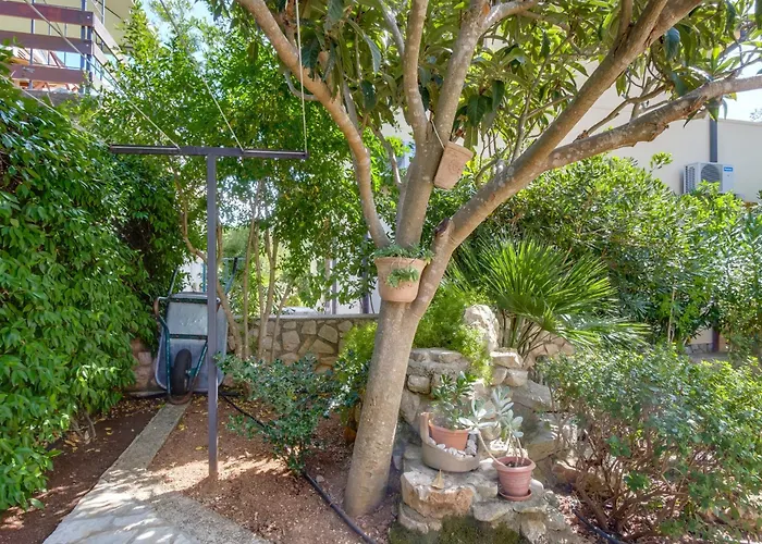 Apartment By The Sea Artatore, Losinj - 8008 Cunski