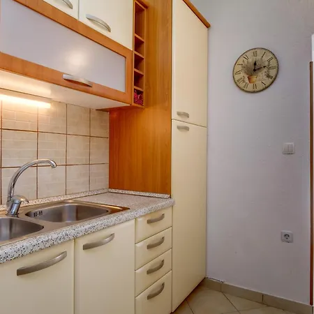 Apartment By The Sea Artatore, Losinj - 8008 *