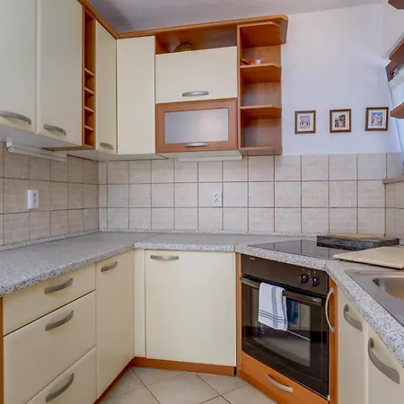 Apartment By The Sea Artatore, Losinj - 8008 *
