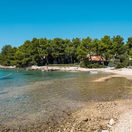 아파트 By The Sea Artatore, Losinj - 8008